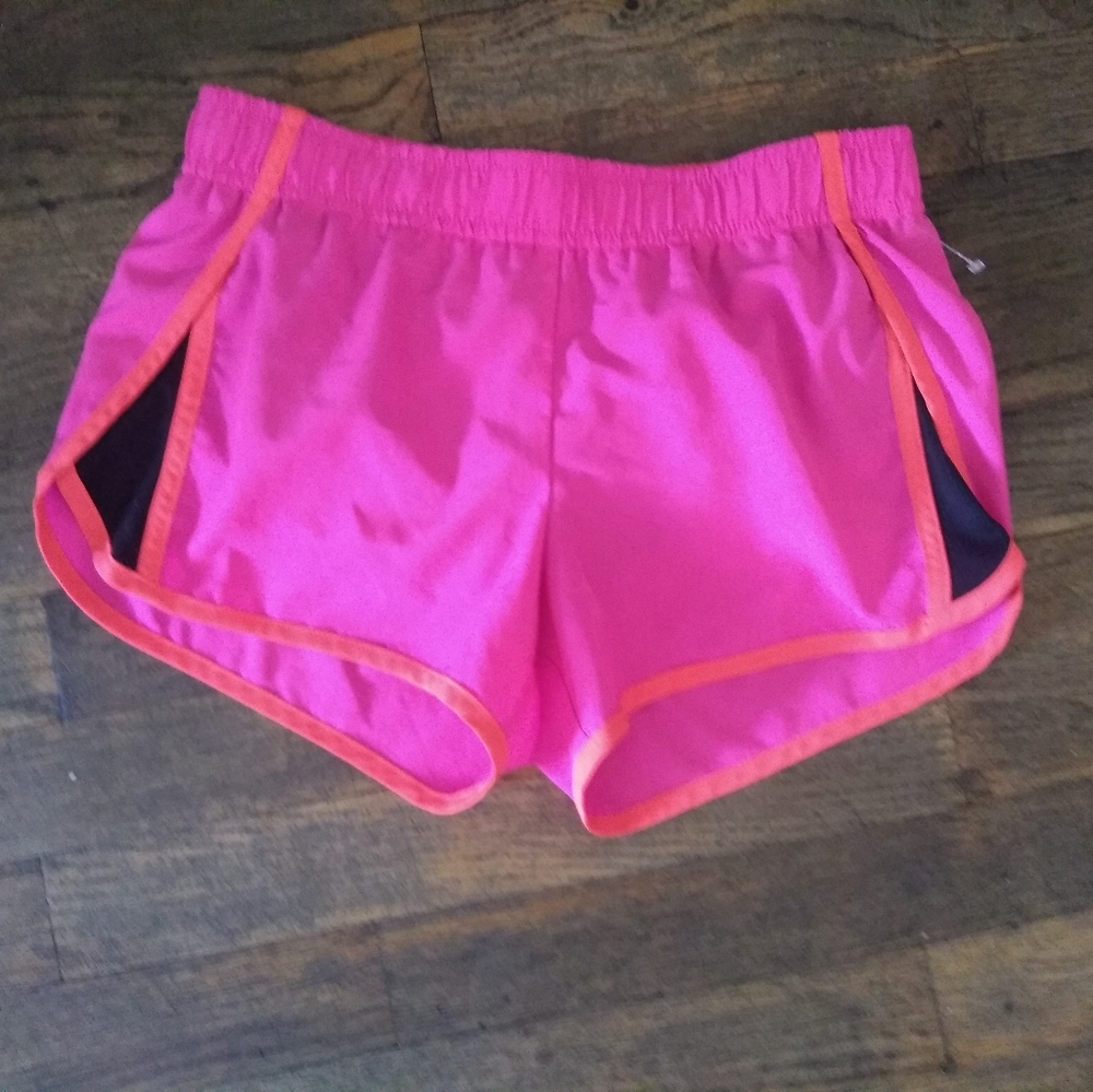 Running short size small